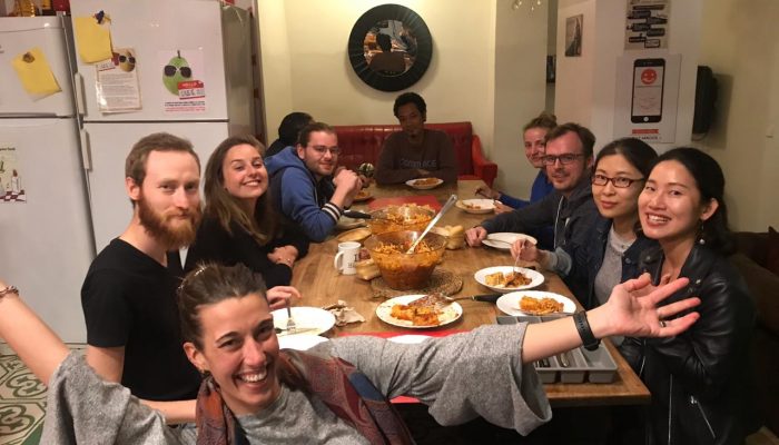 Free dinner home youth hostel valencia book and enjoy